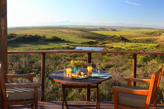 2 Day Safari Experience from Cape Town - The sunset safari drive