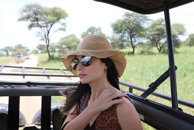 2 days Mid Range Safari in Ngorongoro and Tarangire Big 5 Parks - What the guides add to the experience