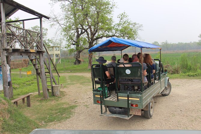 3-Day Chitwan National Park Jungle Safari Tour Package with Pick Up - The Kathmandu to Chitwan Bus Ride