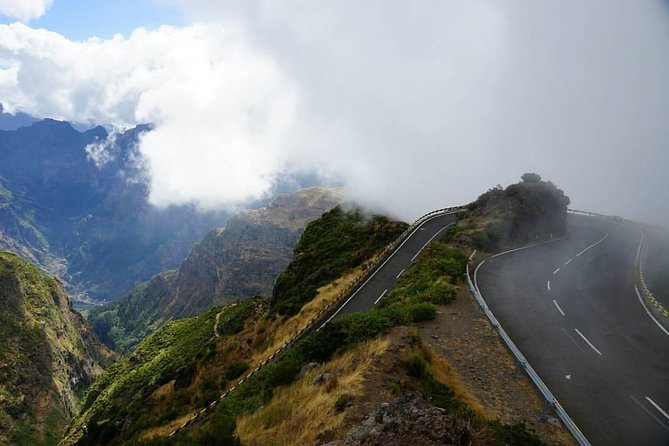 4x4 Safari Private Jeep, Full Day, Customizable Santana or Porto Moniz or other - A realistic full-day rhythm