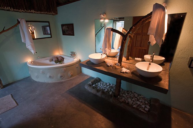 5 Day Katekani Lodge Kruger National Park Safari - Day two: a four-hour walk beside the Olifants River