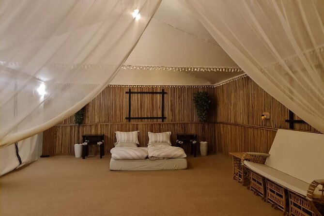 57 Overnight Desert Safari - 3:30 pm pickup and the road from Dubai
