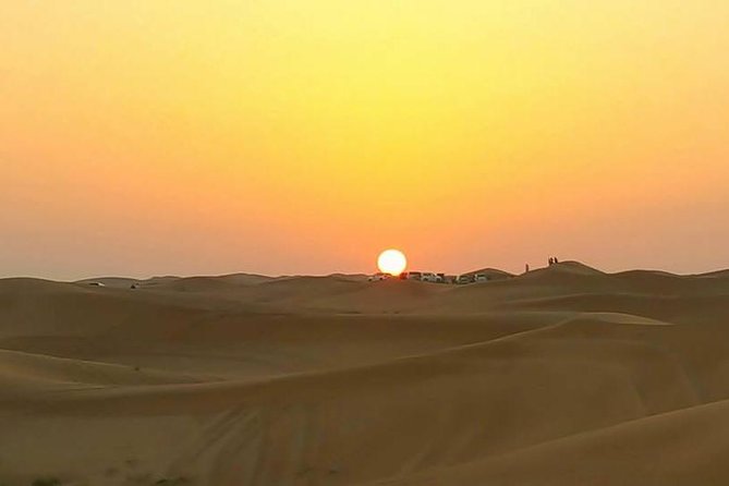 7-hour Small Group 4x4 Desert Safari Tour with Buffet Dinner in Dubai - Why the $30.70 price can be good value
