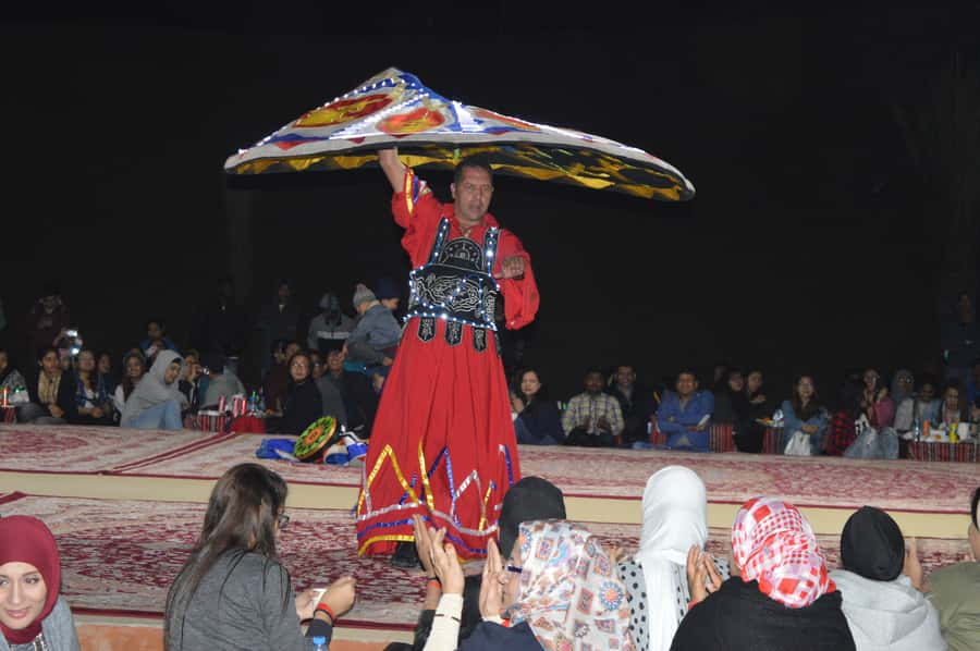 Abu Dhabi: City Tour and Desert Safari Package - Camel riding, sandboarding, and the desert camp