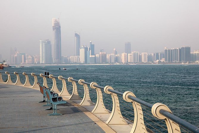 Abu Dhabi city tour & desert safari from Dubai - One Day, Two Faces of the UAE