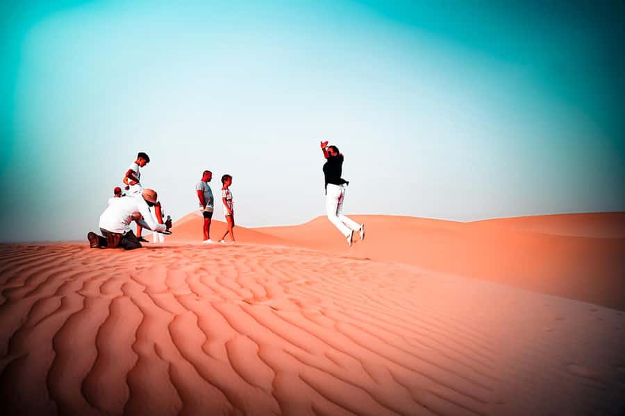 Abu Dhabi: Desert Safari with BBQ, Belly & Tannura Dance - The desert viewpoint and sunset photographs