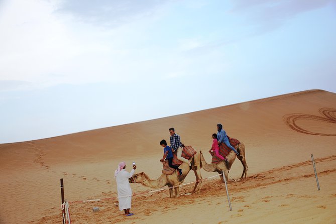 Al Ain Desert Safari with Buffet Dinner - Buffet dinner and evening entertainment