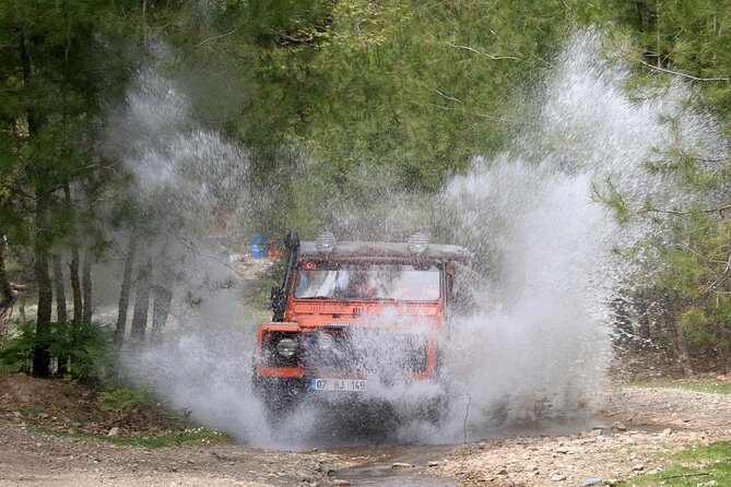Alanya Jeep Safari - Obaalacami village house and local bazaar