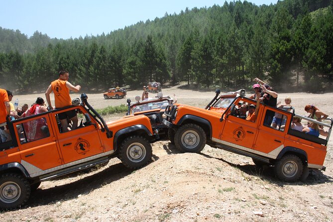 Alanya Jeep Safari - A 90-minute lunch break at the same location