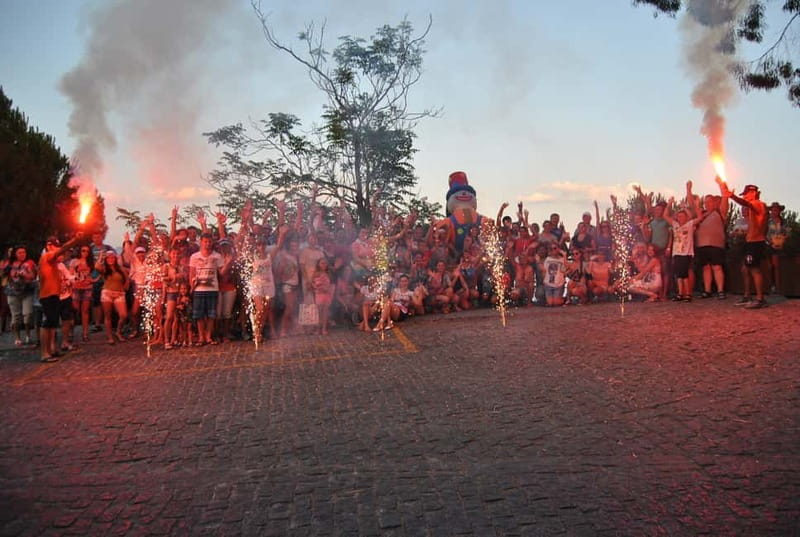 Alanya: Sunset Night Safari with Boat Trip with Dinner - Cleopatra Beach, Damlatas Caves, and the Red Tower
