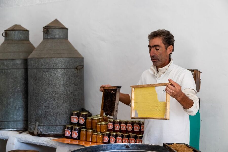 Algarve: Jeep Safari with Distillery Visit & Lunch - Small whitewashed villages and old rural customs