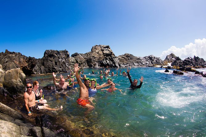 Aruba Natural Pool and Indian Cave Rugged Jeep Safari - What the guides add to the day
