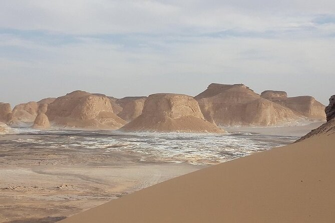 Bahariya Oasis Journey into Tranquility Exploring Safari Desert - Agabat Dunes and Flower Stones