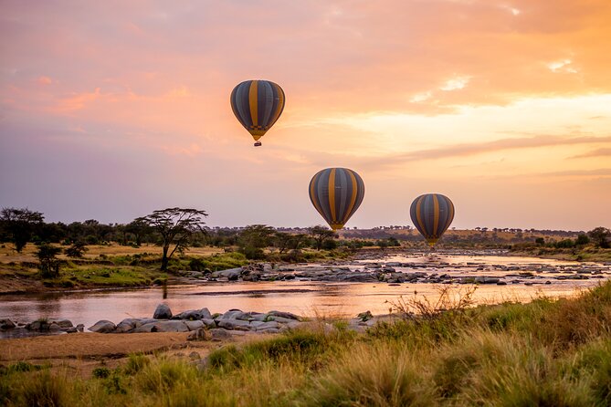 Balloon Safari & Bush Breakfast in Serengeti - Miracle Experience - Landing and the traditional champagne toast