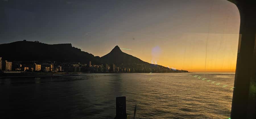 Cape Town: Ocean Safari 1 Hour - Table Mountain from the Atlantic