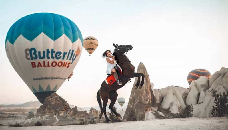 Cappadocia: Horse Safari with Hotel Transfer - Meeting the horses at the family farm