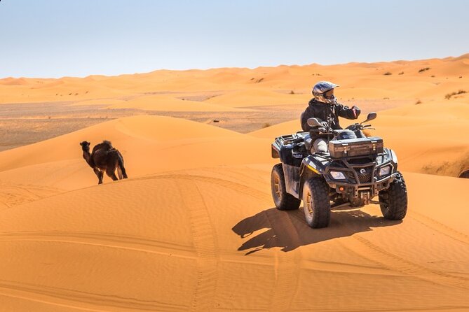 Desert Safari Dubai - Arabic dress, henna, and small cultural touches