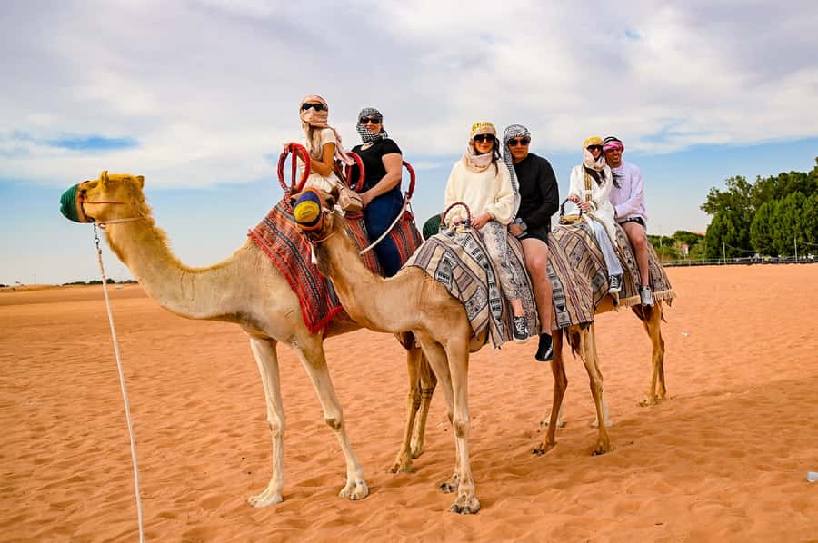Dubai: Desert Safari with BBQ Dinner & Quad Biking Options - Sandboarding and the open dunes