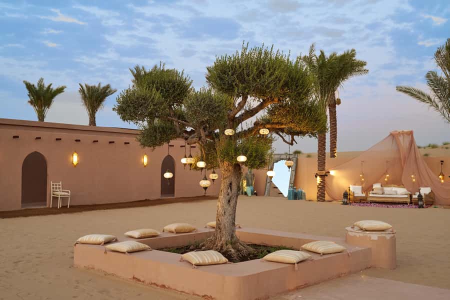Dubai: Exclusive VIP Desert Safari Dinner with Live Show - Red dunes, sandboarding, and the 45-minute thrill ride