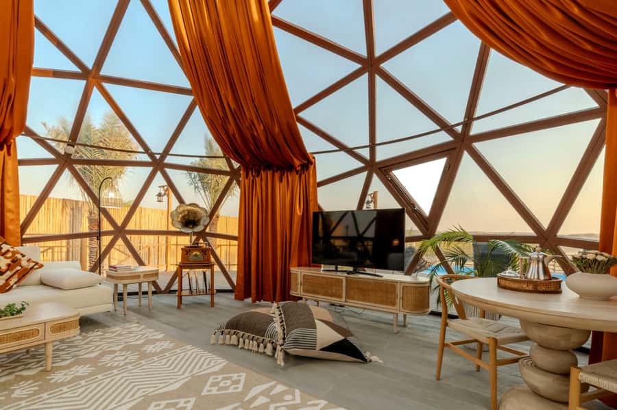 Dubai: Overnight Safari with Luxury Dome Stay & Stargazing - From Dubai hotels to the Al Marmoom desert