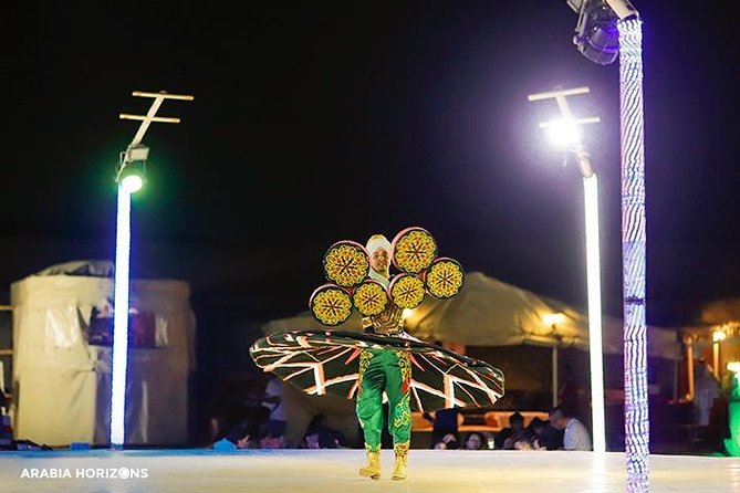 Dubai Premium Desert Safari with Live shows & Gourmet Dinner - A barbecue buffet with vegetarian choices
