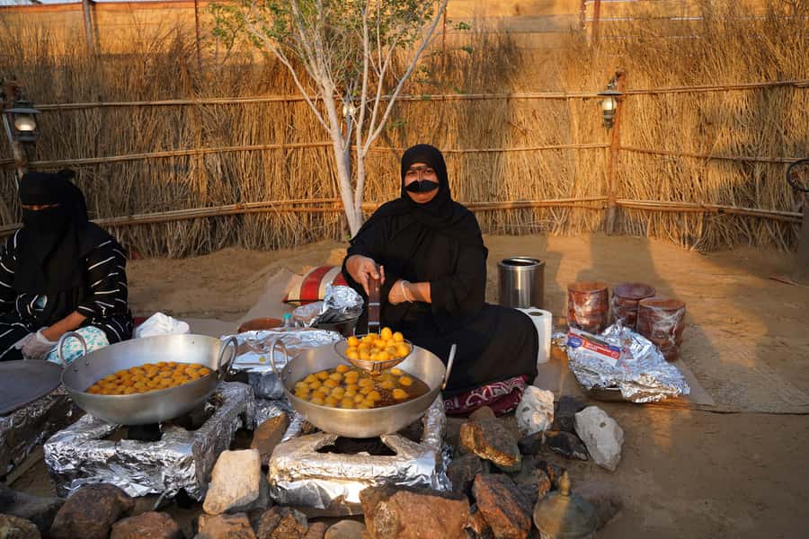 Dubai: Quad Bike Safari, Camels & Al Khayma Camp BBQ Dinner - BBQ dinner and the evening show