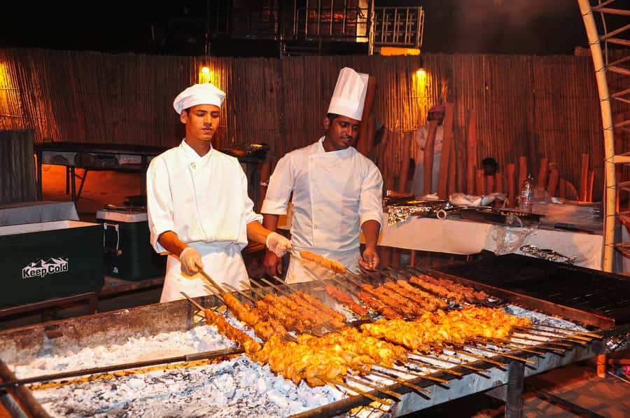 Dubai: Safari, Quad Bike, Camel Ride, and Buffet Dinner - Key points to know before you book