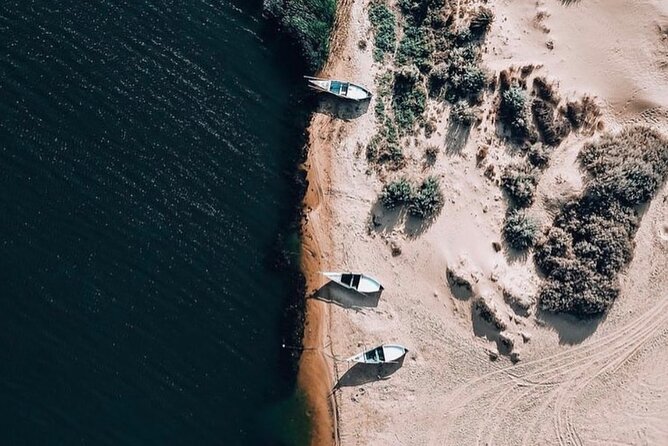 Fayoum 4x4 Safari Adventure, Sandboarding, Lunch, Felucca - Guides, drivers, and the private-tour setup
