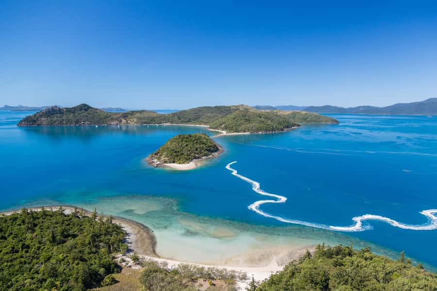 From Airlie Beach: Two-Island Safari - Key points at a glance
