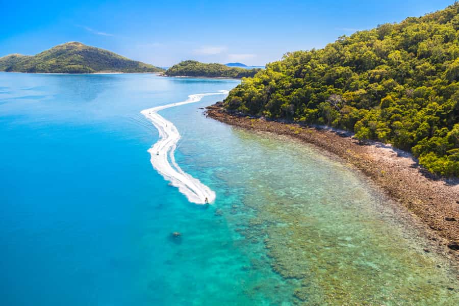 From Airlie Beach: Two-Island Safari - Two hours of speed around the Whitsundays