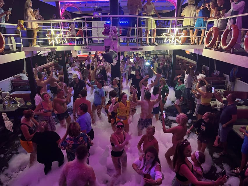 From Alanya: Night Safari Tour with Dinner and Boat Tour - Dinner, belly dancing, and the evening show
