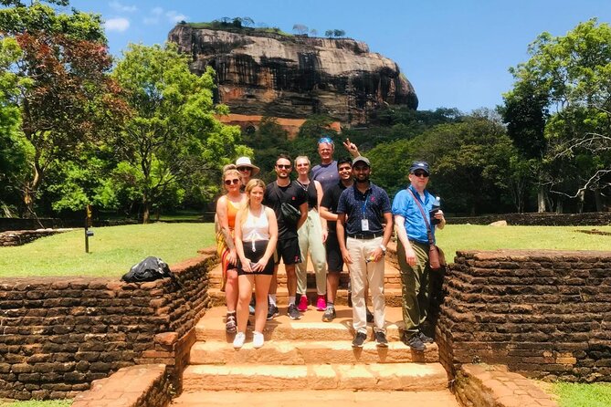From Colombo: Sigiriya and Dambulla Day Trip and Safari - Lunch, timing, and the optional safari