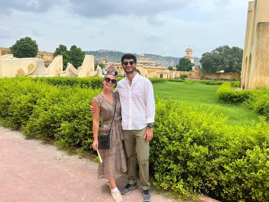 From Delhi: 4-Day Golden Triangle & Ranthambore Tiger Safari - Day 2: The Taj Mahal at sunrise