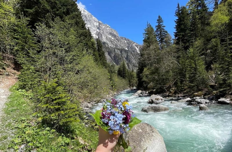 From Kutaisi: Svaneti Mountain Villages 2-Day 4x4 Safari - Day one in summer: Ushguli, Lamaria, and Shkhara Glacier