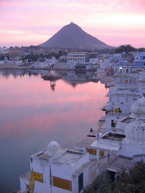 Fullday pushkar tour from jaipur with guid+camel/jeep safari - Who will get the most from this Pushkar tour