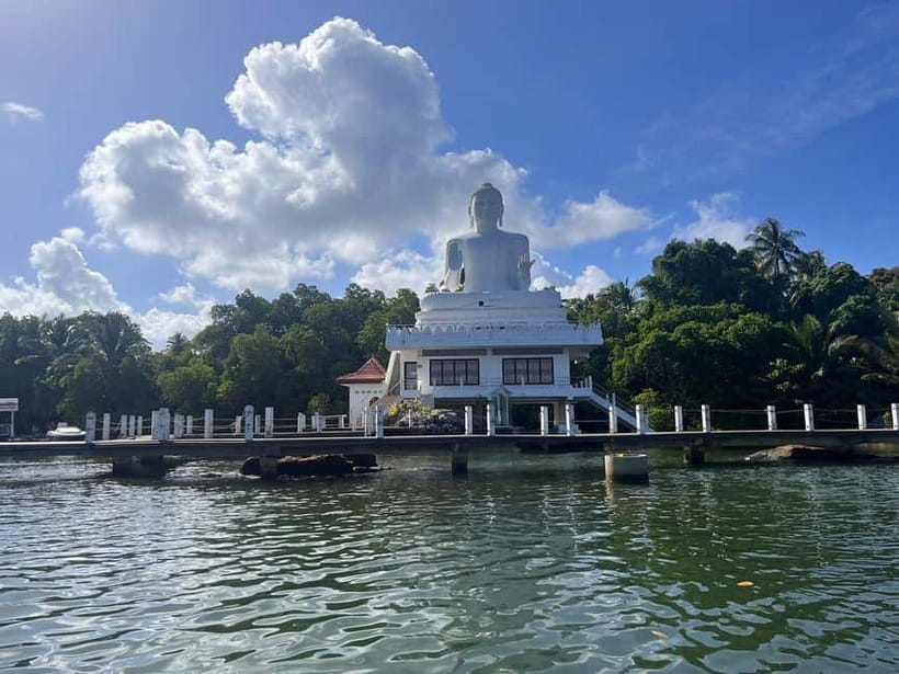 Galle Day Trip - River Safari, Sea Turtle & Stilt Fishermen - Buddhist temple and the quieter cultural pause