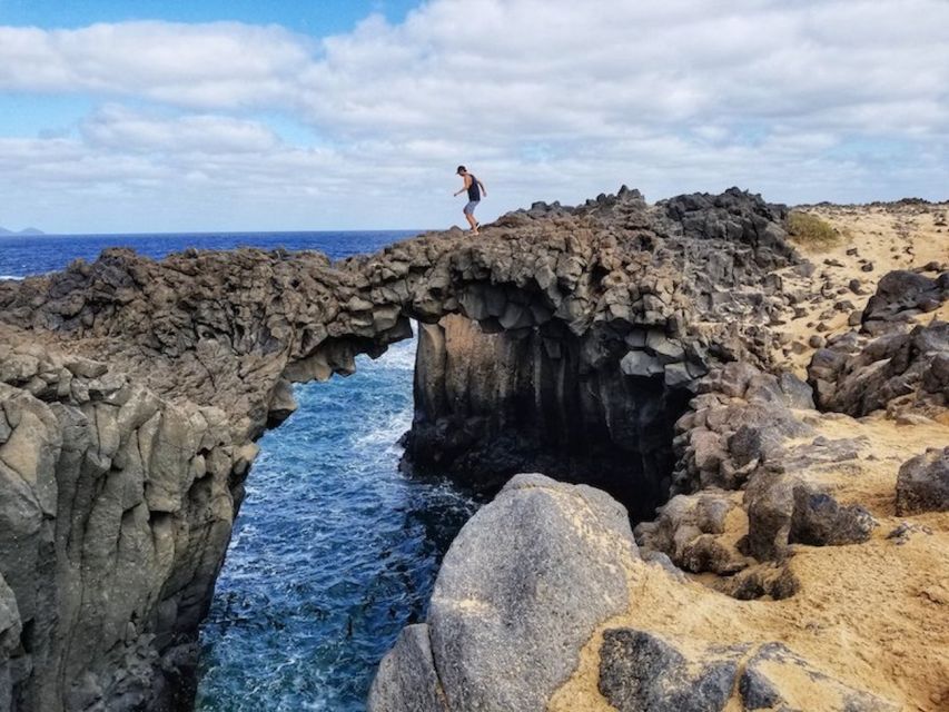 Graciosa Island: Jeep Safari Playa De las Conchas - Key points to know before booking