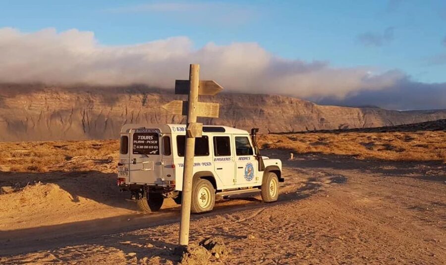 Graciosa Island: Jeep Safari Playa De las Conchas - Pedro Barba, a quiet second settlement