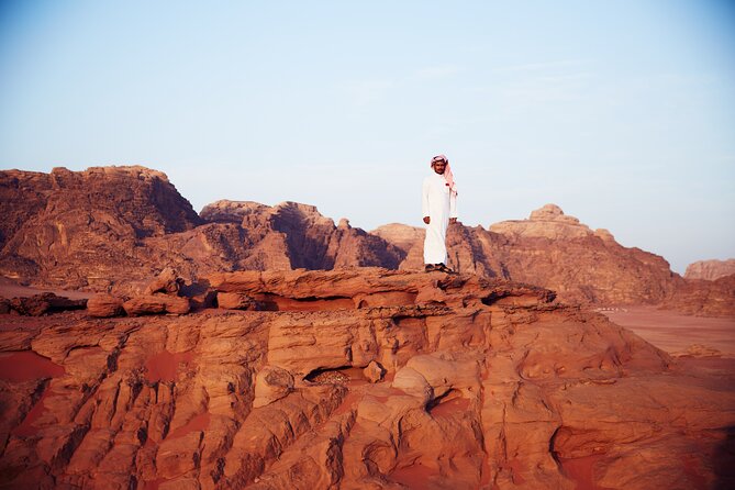 Half-Day Jeep Safari "Wadi Rum Highlights!" w/ Professional Bedouin Guide - Why a half-day Jeep ride works in Wadi Rum