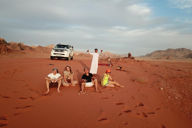 Half-Day Jeep Safari "Wadi Rum Highlights!" w/ Professional Bedouin Guide - Comfort, safety, and the rough-road question