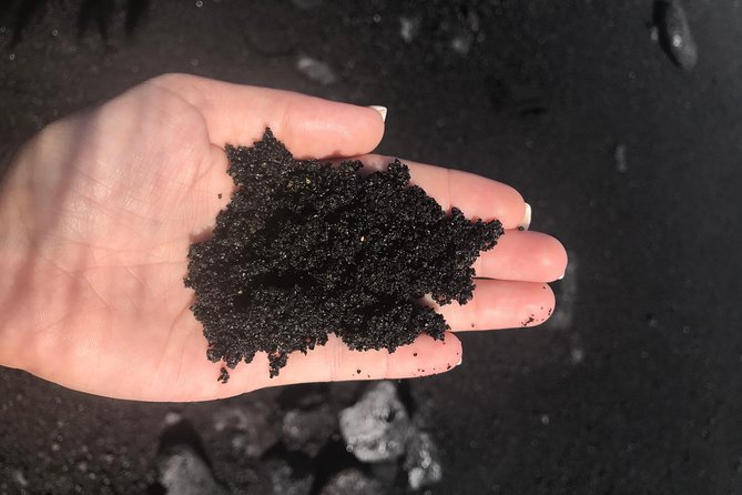 Hilo Shore Excursion: Volcano Safari Lava Caves & Black Sand - Leilani Estates and the 2018 eruption zone