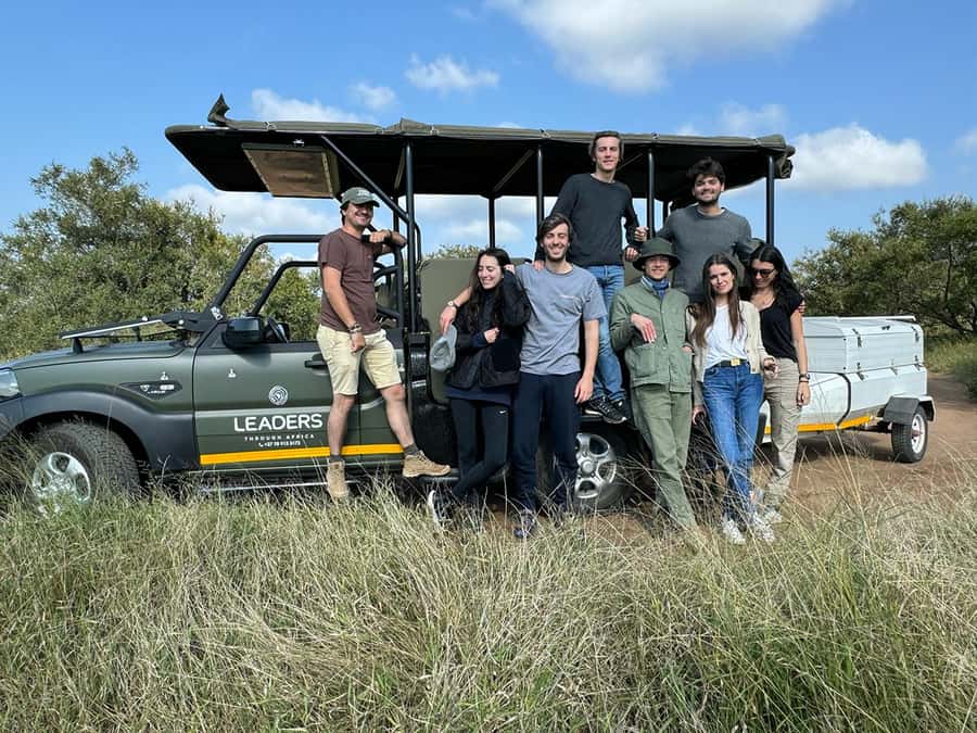 Hoedspruit: Private Kruger National Park Full-Day Safari - Coffee, biscuits, water, and the lunch question