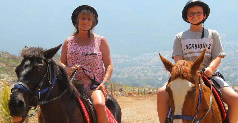 Horse Safari in the Fethiye forest - Starting at Family Horse Farm near Ölüdeniz