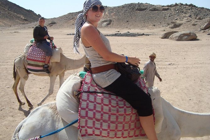 Hurghada: ATV Quad Safari, Camel Ride & Bedouin Village Tour - The camel ride and desert pause