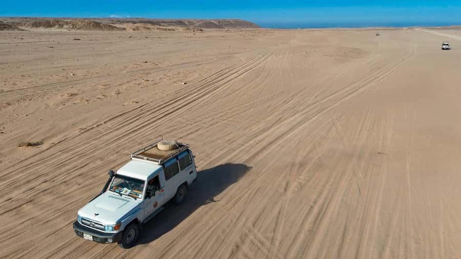 Hurghada: Jeep Safari with Camel Ride, Dinner and Show - Is $36 good value?