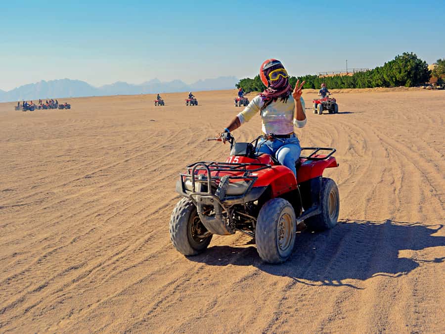 Hurghada: Safari Jeep, Quad, Buggy, Camel Ride & BBQ Dinner - Hotel pickup and the run toward the Sahara
