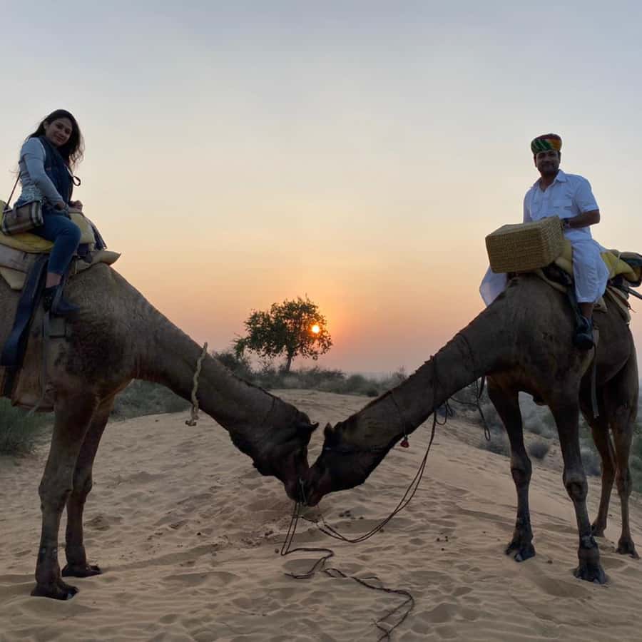 Jodhpur Camel Safari & Overnight Stay In Desert With Sumer - Choosing between a mud hut and a starry night
