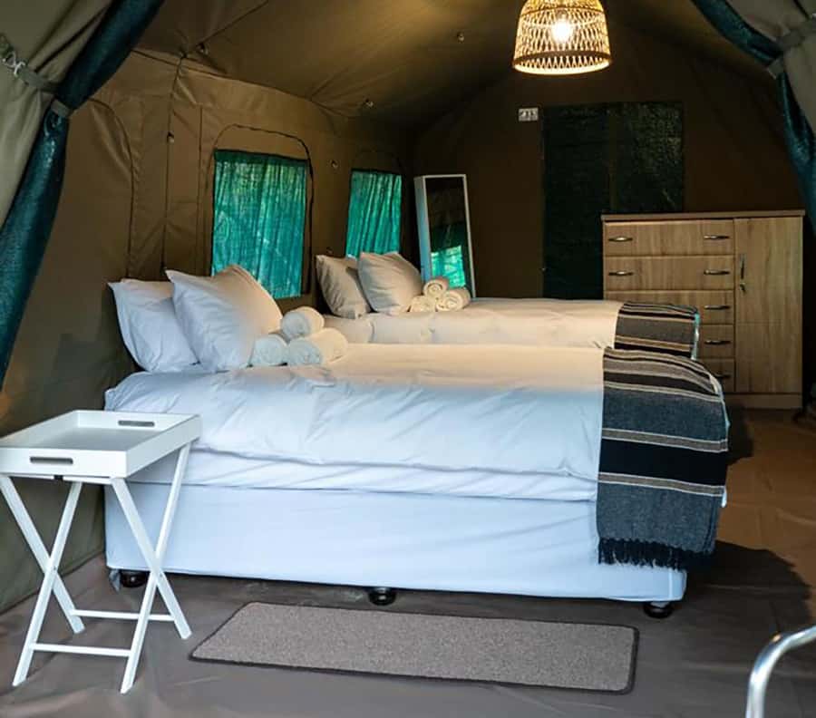 Johannesburg: 3-Day Kruger Budget Glamping Safari - The optional bush walk on day three