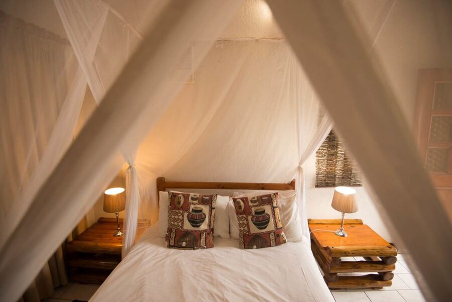 Johannesburg: 5-Day Classic Kruger National Park Safari - Day 2: Walking beside the Olifants River