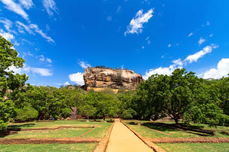 Kandy To Sigiriya Day Tour With Minneriya Safari - Why this Kandy to Sigiriya route works
